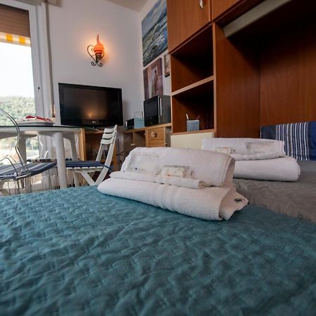 239 - Casa Del Sole Vista Mare Moneglia - 5Minuti A Piedi Dal Mare - Parcheggio Privato Διαμέρισμα Εξωτερικό φωτογραφία