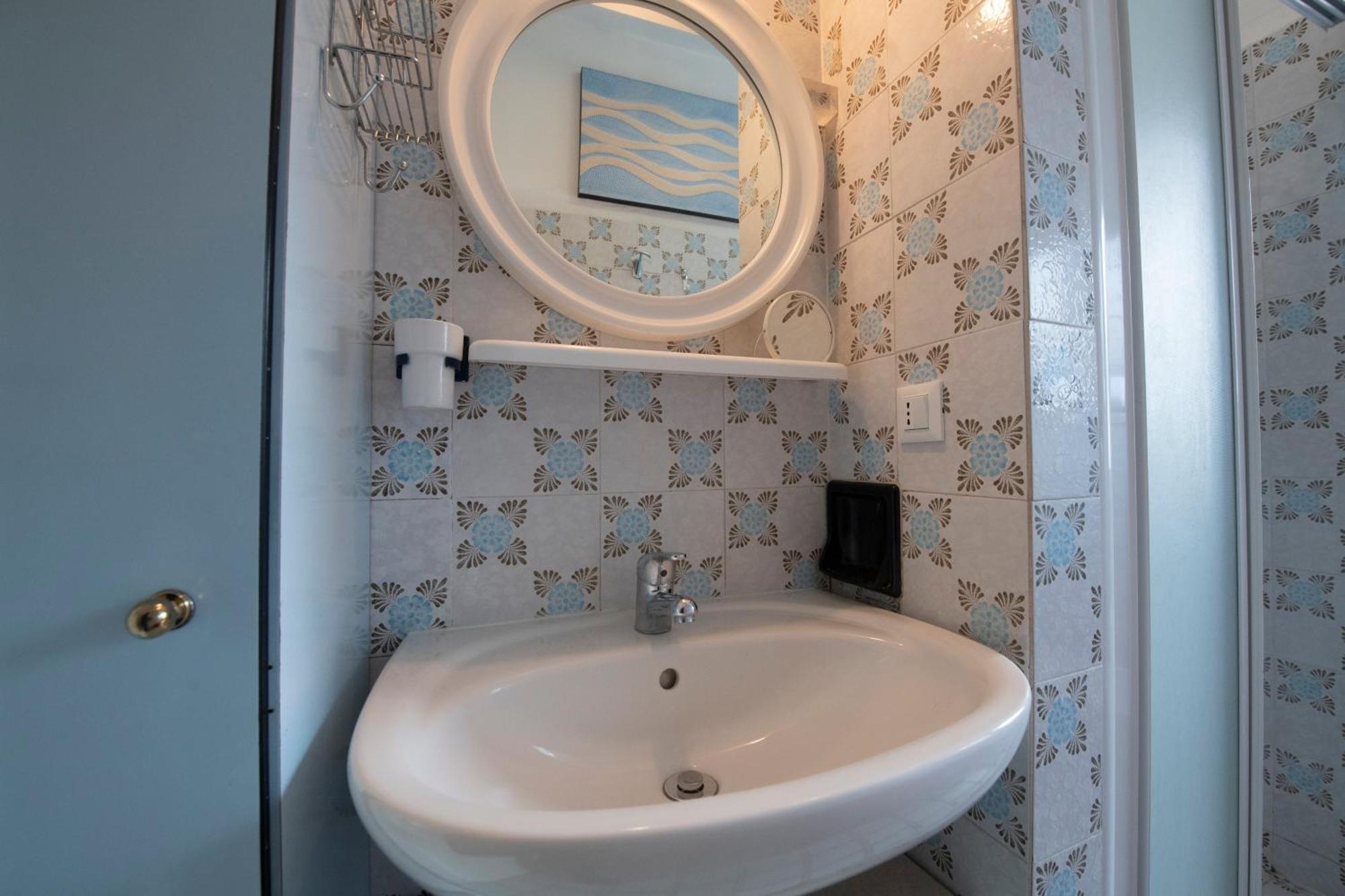 239 - Casa Del Sole Vista Mare Moneglia - 5Minuti A Piedi Dal Mare - Parcheggio Privato Διαμέρισμα Εξωτερικό φωτογραφία